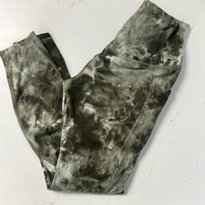 Lululemon High Rise Align leggings diamond tie dye, sage/ olive green camo 6